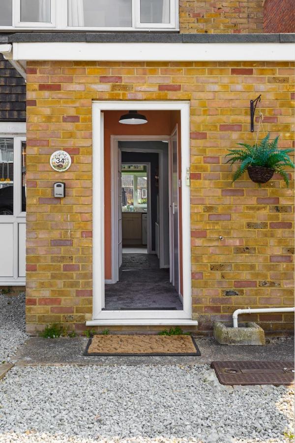 Perfect For Contractors - Canterbury - Free Parking - Ultra Wifi Exterior foto
