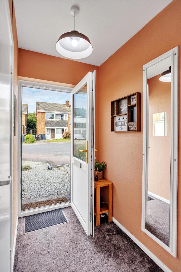 Perfect For Contractors - Canterbury - Free Parking - Ultra Wifi Exterior foto