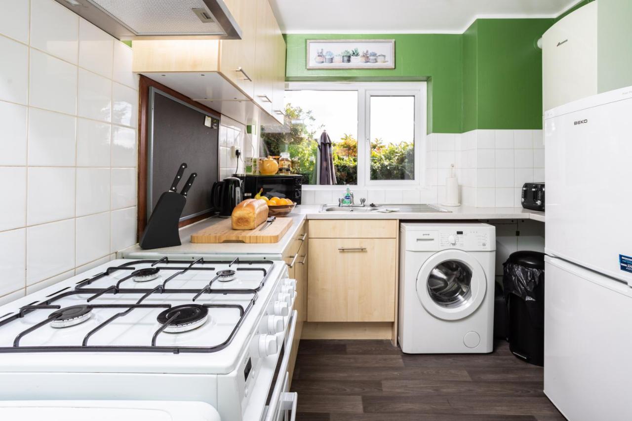 Perfect For Contractors - Canterbury - Free Parking - Ultra Wifi Exterior foto